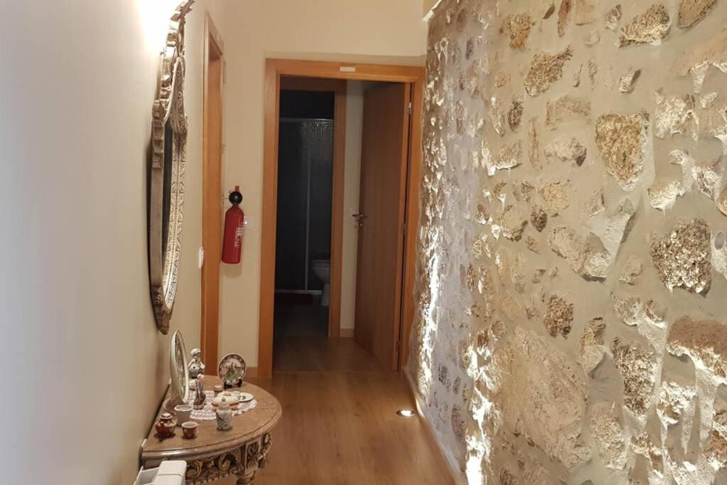 הוילה Moimenta da Serra Casa Bento Moura Portugal מראה חיצוני תמונה